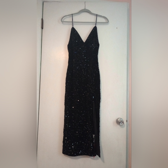 SHEIN Dresses & Skirts - LAST CHANCE SALE Black Shein Icon Dress